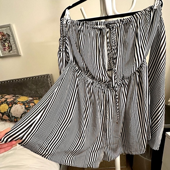 Striped Romper - Plus size - Picture 5 of 13
